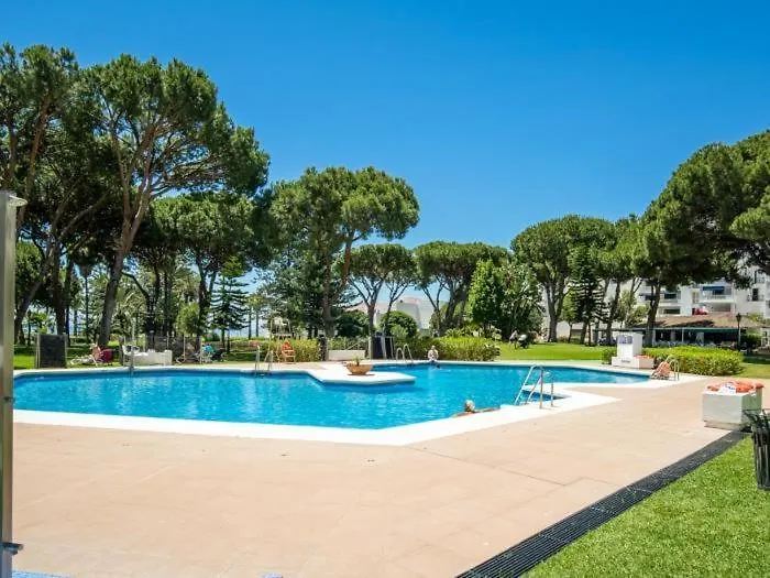 Vista Piscina Y Gran Terraza Ref Cadiz 111 Apartment Marbella